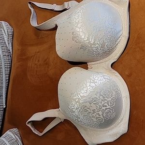 Soma 34DDD beige bra